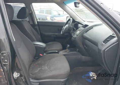 2012 Kia Soul z USA, uszkodzony, nr VIN KNDJT2A52C7742378